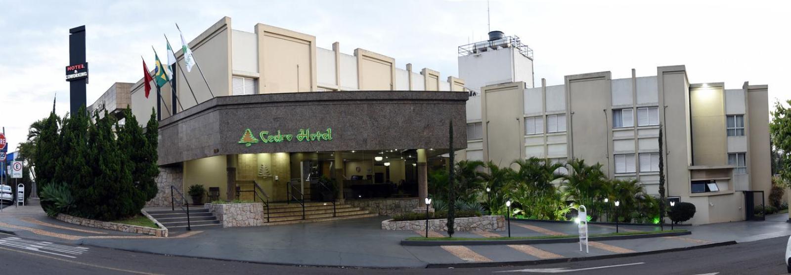 Cedro Hotel Londrina Buitenkant foto