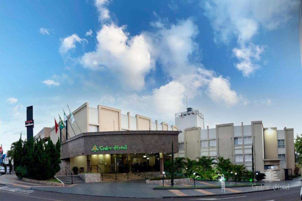 Cedro Hotel Londrina Buitenkant foto