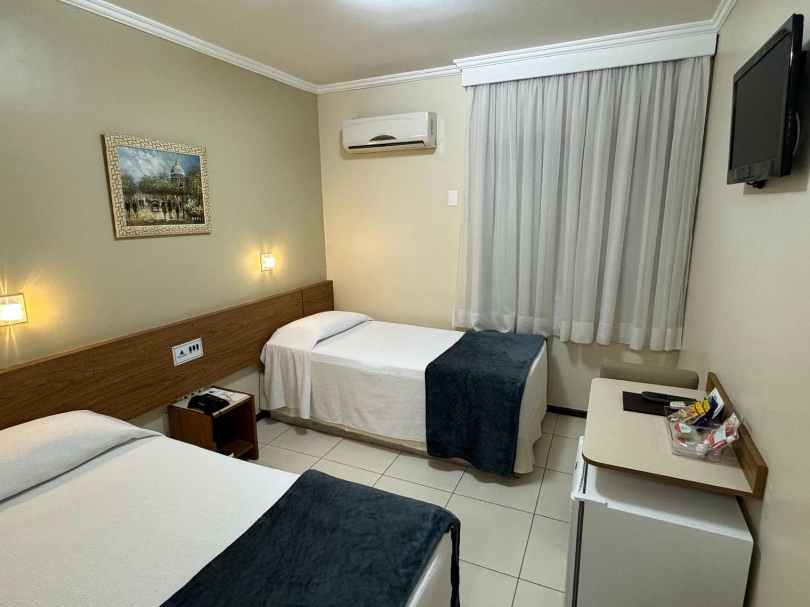 Cedro Hotel Londrina Buitenkant foto