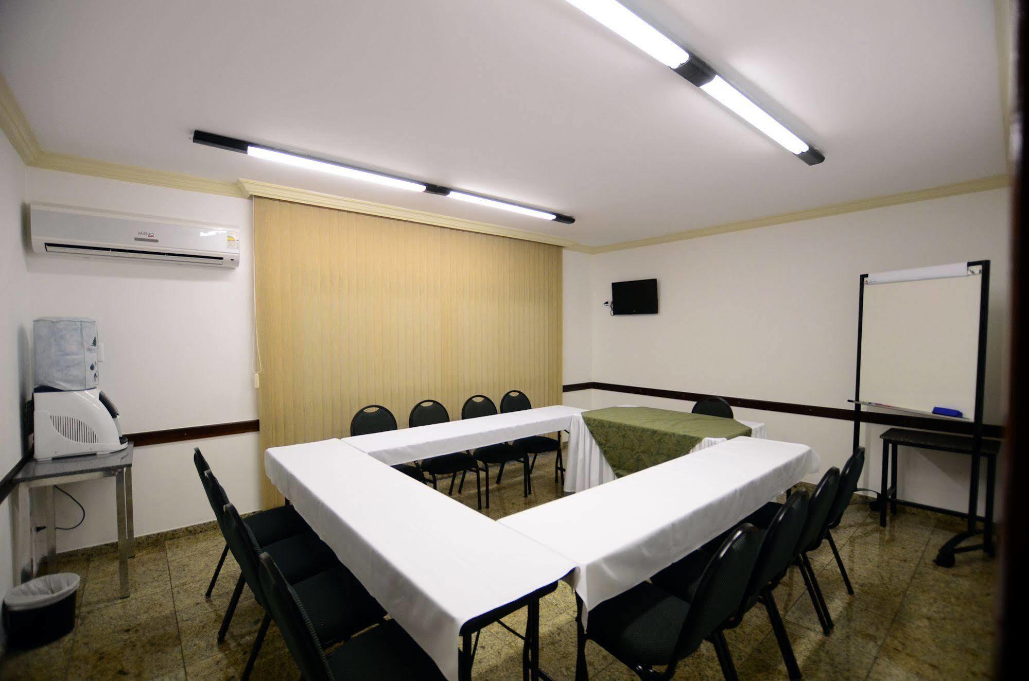 Cedro Hotel Londrina Buitenkant foto
